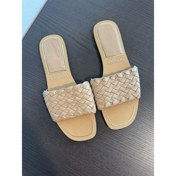 Tahari Melissa Crisscross Braided Tan Slides size 8.5 Women’s Sandals Shoes - Picture 1 of 4